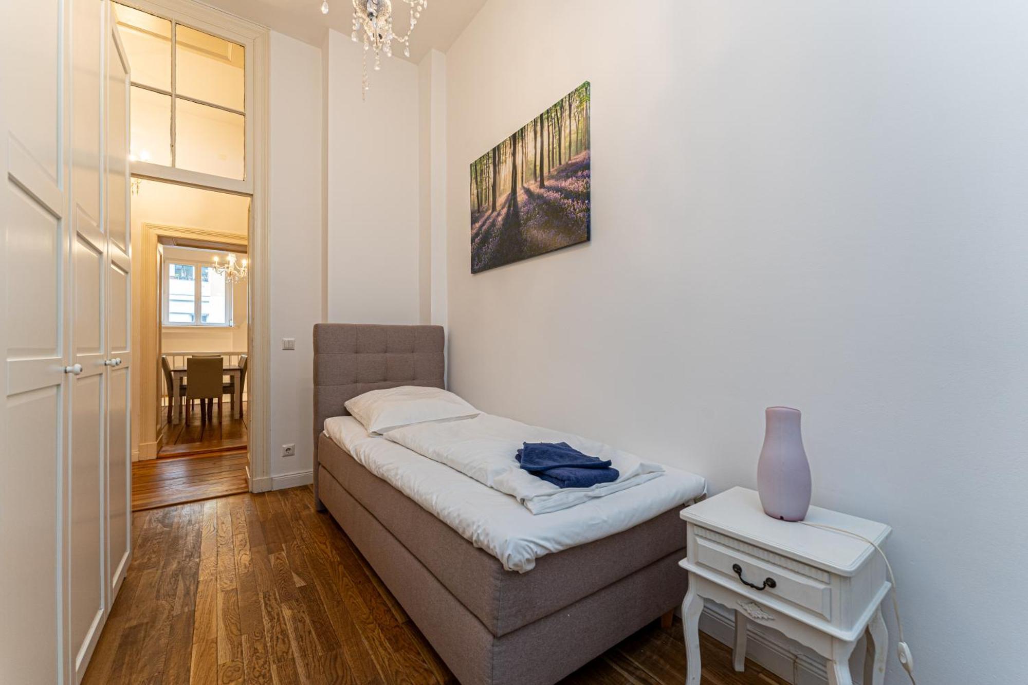 Be In Zentral Und Ruhig Fuer Familien Und Geschaeftsreisende In Schoeneberg Apartamento